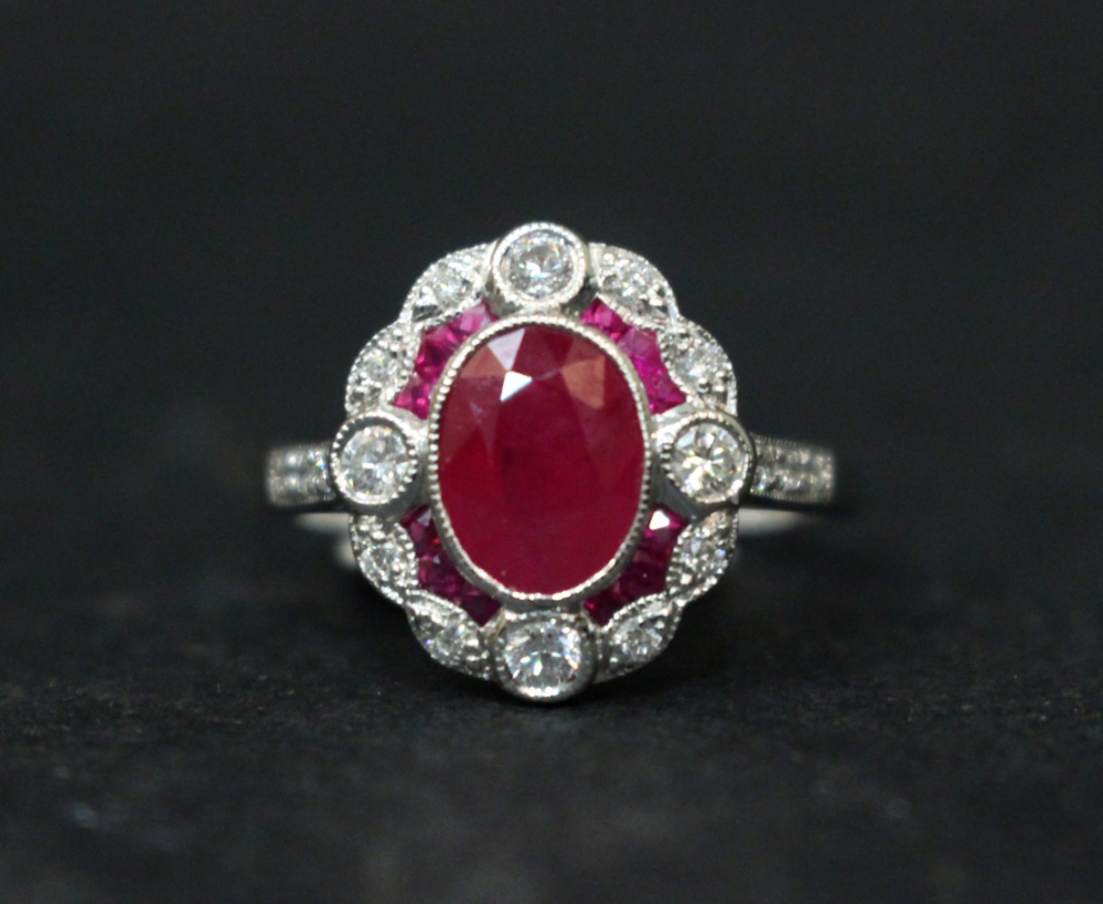 AN 18CT WHITE GOLD RUBY & DIAMOND RING, Art Deco Style