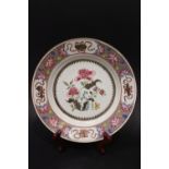 A CHINESE FAMILLE ROSE PLATE, pos. mid 18th century