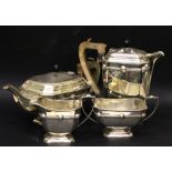 A FINE 20TH CENTURY SHEFFIELD SILVER TEA & COFFEE SET, date letter ‘V’ for 1938 or 1963