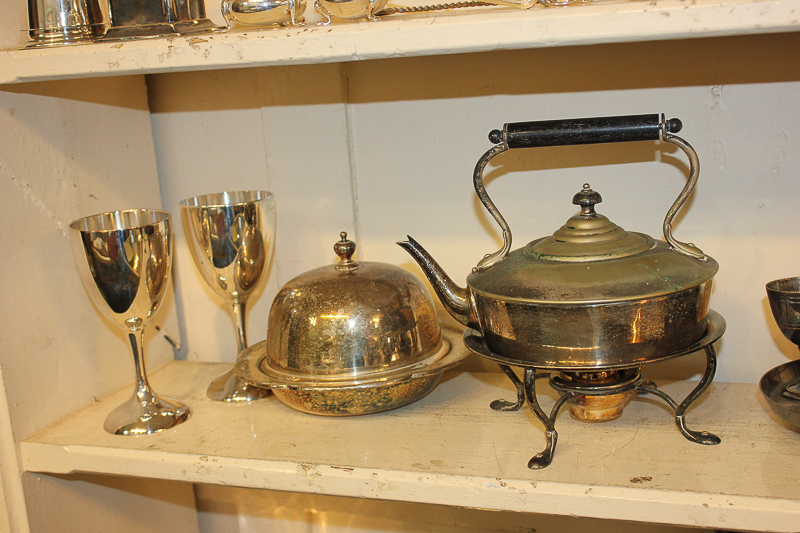 A pair of Mappin & Webb silver plated chocolate pots, a small coffee pot, crumpet dish and cover, - Image 4 of 4