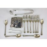 A set of six George V silver cake forks, maker Emile Viner, Sheffield, 1931, together with a set