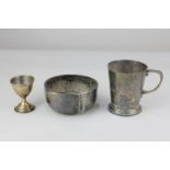 A George V silver mug, conical shape on circular foot, 9cm, maker Wakeley & Wheeler, Jubilee mark