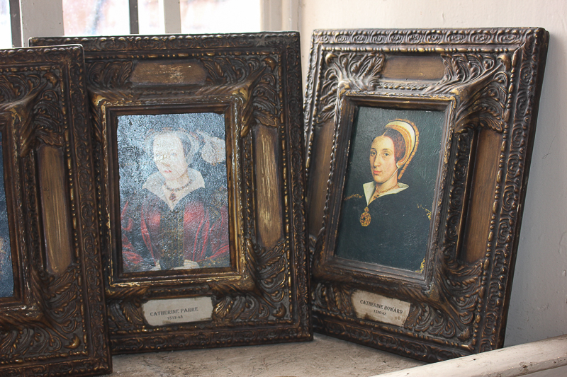 Seven colour prints depicting Henry VIII and his six wives, each ornately framed, 34cm by 29.5cm - Image 3 of 4