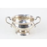 An Edward VII silver two-handled trophy cup, maker's mark worn, London 1906, 10oz