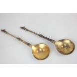 A pair of Victorian silver gilt apostle serving spoons, maker George Fox, London 1865, 3.5oz, 19cm