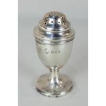 A George V silver pedestal pepper, maker Sydney Bellamy Harman, London 1920, 8cm