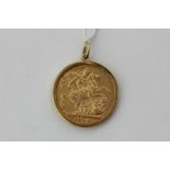 A 1904 full sovereign in gold pendant mount