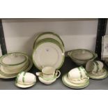 20th cent. Ceramics: Alfred Meakin (1940s) pattern 77, gold trim 6 place dinner service, 6 x