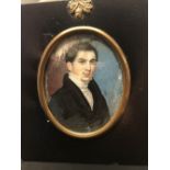 19th cent. Miniature painting, silhouette of a Georgian gentleman, oval image, papier mâché framed