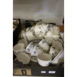 20th cent. Ceramics: Colclough Autumn dinner & tea ware (part) dessert bowl x 6, dinner plates