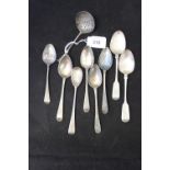 Hallmarked Silver: Harlequin teaspoons 8 plus a sifter.