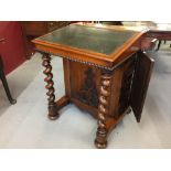 19th cent. Mahogany Davenport leather topped slope, opening to reveal a large compartment. To the