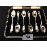 Hallmarked Silver: Coffee spoons, Sheffield 1925, boxed. 2oz.