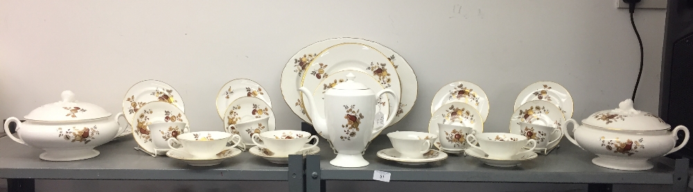 20th cent. Royal Doulton dinner service, four place setting, 1 x serving oval, 4 x 10ins plates, 4 x