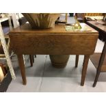 20th cent. Oak Pembroke table with a single drawer. With both flaps down 35ins. x 29ins. x 20½ins.