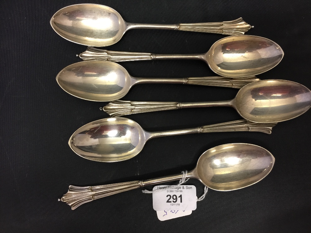 Hallmarked Silver: Dessert spoons, Albany pattern, London 1914. Francis Stebbings. 11oz.