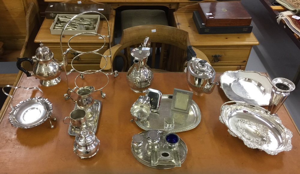 Plated Ware: Tea & coffee pots, milk jug, sauce boat, sugar bowl, small tankard, flower vase,