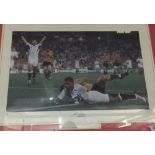 Rugby: Signed Jason Robinson England vs Australia 2003 photograph 626/1000. Framed and glazed.