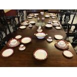 20th cent. Ceramics: Spode dinner service "Bordeaux" pattern. Includes Large dinner plate approx.