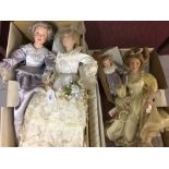 20th cent. Collectors Dolls: Danbury Mint First Steps Mother - lemon dress, child - grey dress, on