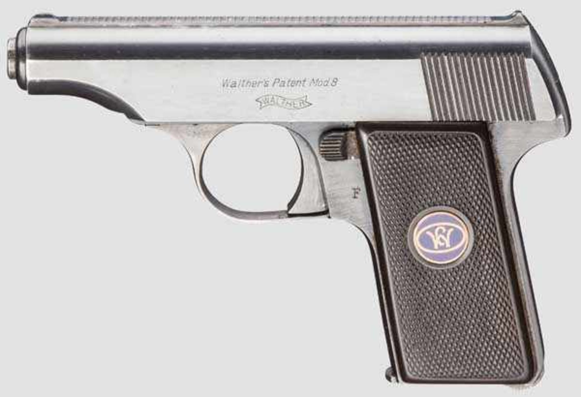 Walther Mod. 8, 1. Ausführung Kal. 6,35 mm, Nr. 404293. Nummerngleich. Lauf leicht matt.