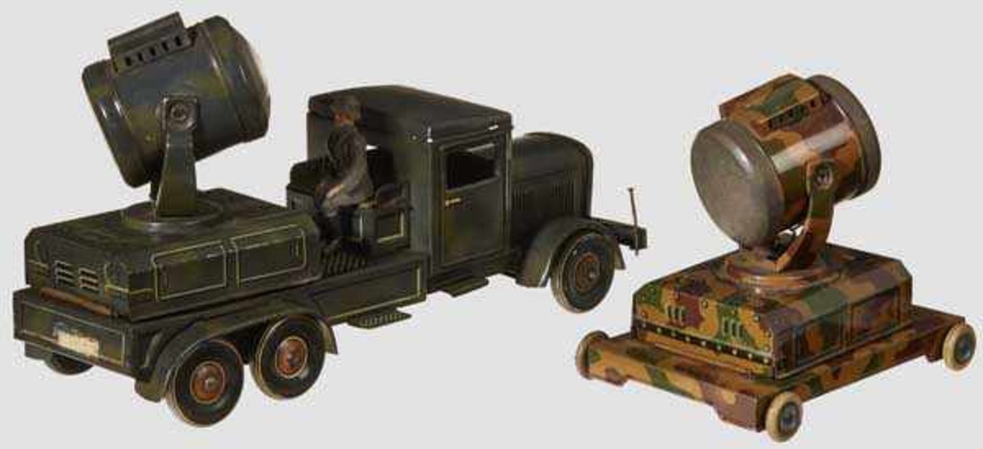 A Tipp & Co. # Dienstauto with # 244 Mobile Searchlight and 1 Figure TippCo, lithographed tin car - Bild 2 aus 3