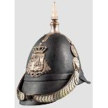 Helm M 1848 für die Landwehr-Infanterie Schwarz lackierte Lederglocke, Beschläge aus versilbertem