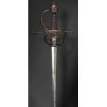 Silbertauschiertes Rapier, deutsch um 1600 Schlanke, zweischneidige Klinge mit rhombischem