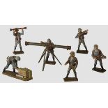 A Lineol Luftwaffe “8,8” FLAK Cannon Crew Lineol, 7cm series, gray height finder, correct colour for