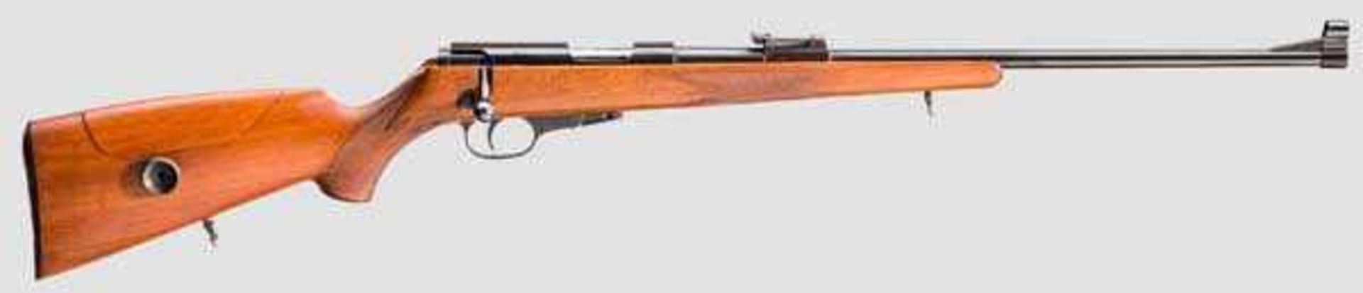 Walther Mod. KKJ Kal. .22 l.r., Nr. 29516. Blanker Lauf, Länge 56 cm. Fünfschüssig. Dt. Beschuss.