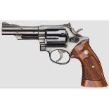 Smith & Wesson Mod. 19-3, {The .357 Magnum{ Kal. .357 Mag., Nr. 7K30087. Blanker Lauf, Länge 4{.