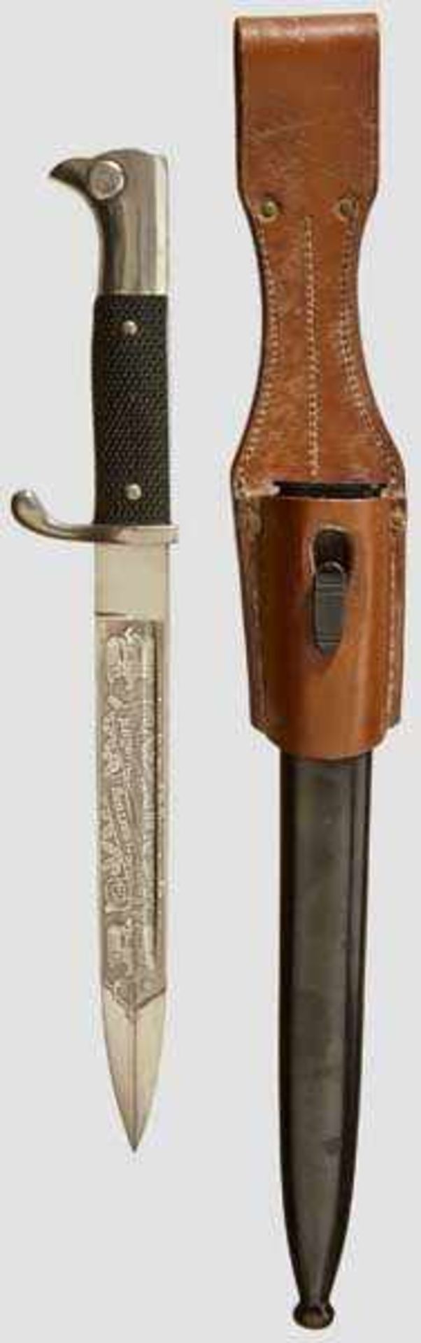 A Short KS98 Single Etched Dress Bayonet Maker Carl Eickhorn, Solingen. Length 35 cm. Nickel-
