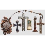 Gebetskette, zwei Kreuze, Christusrelief etc. um 1900 Lange Gebetskette mit anhängendem