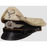 A Summer Model Visor Hat for NCO of the Luftwaffe Flight or Paratroopers White saddle-shaped