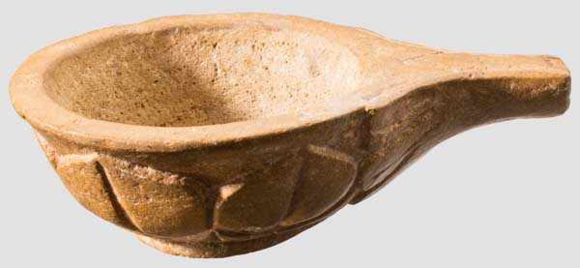 Spätantike Steinschale, Ägypten, 5. - 7. Jhdt. Schale aus braunem Gestein, von oben her konisch