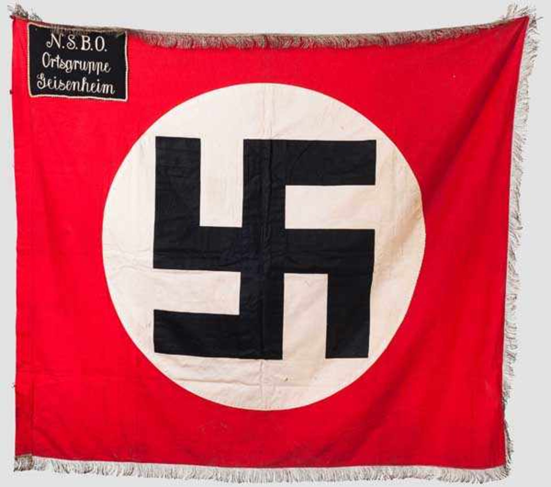 Fahne der NS-Betriebszellenorganisation (NSBO) Ortsgruppe Geisenheim um 1934 Rotes Fahnenleinen