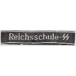 Ärmelband "Reichsschule-SS" für SS-Helferinnen Schwarzes Band mit mattgrau eingewebter, lateinischer