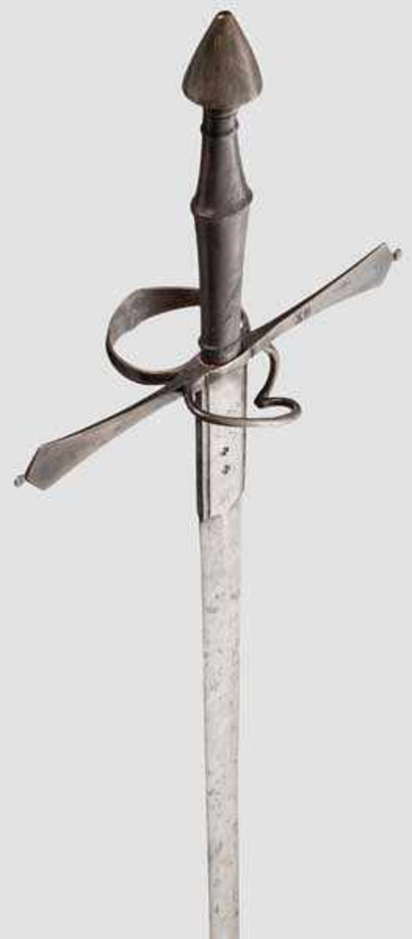 Schwert zu anderthalb Hand, deutsch um 1550 Zweischneidige, beidseitig gegratete Klinge mit - Bild 4 aus 7