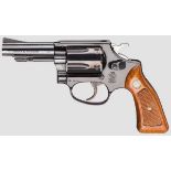 Smith & Wesson Mod. 37, {The .38 Chief's Special Airweight{ Kal. .38 Spl., Nr. 258J27. Blanker Lauf,