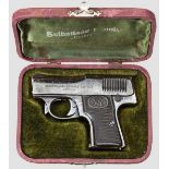 Walther Mod. 1, erste Ausführung, in Schatulle, um 1911 Kal. 6,35 mm, Nr. 11493. Nummerngleich.