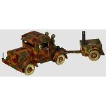 A Tipp & Co. Schlepper 4 Wheel Cab Pulling Field Kitchen and 3 Figures TippCo, 6.5cm series,