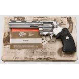 Colt Python, Stainless, im Koffer / Karton Kal. .357 Mag., Nr. PN00342. Blanker, ventilierter