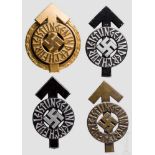 Vier HJ-Leistungsabzeichen HJ-Führersportabzeichen, Eisen vergoldet und schwarz emailliert,