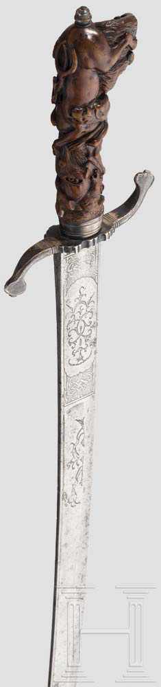 Jagdplaute mit geschnitztem Griff, Umkreis Michael Maucher, deutsch, um 1740 und früher Leicht - Image 4 of 4