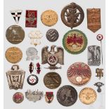Kleine Sammlung Tagungs- und Mitgliedsabzeichen Ca. 60 Tagungsabzeichen, darunter Tiroler