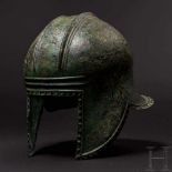 Illyrischer Helm, griechisch, 2. Hälfte 7. - 1. Hälfte 6. Jhdt. v. Chr. Bronzener Helm der mittleren