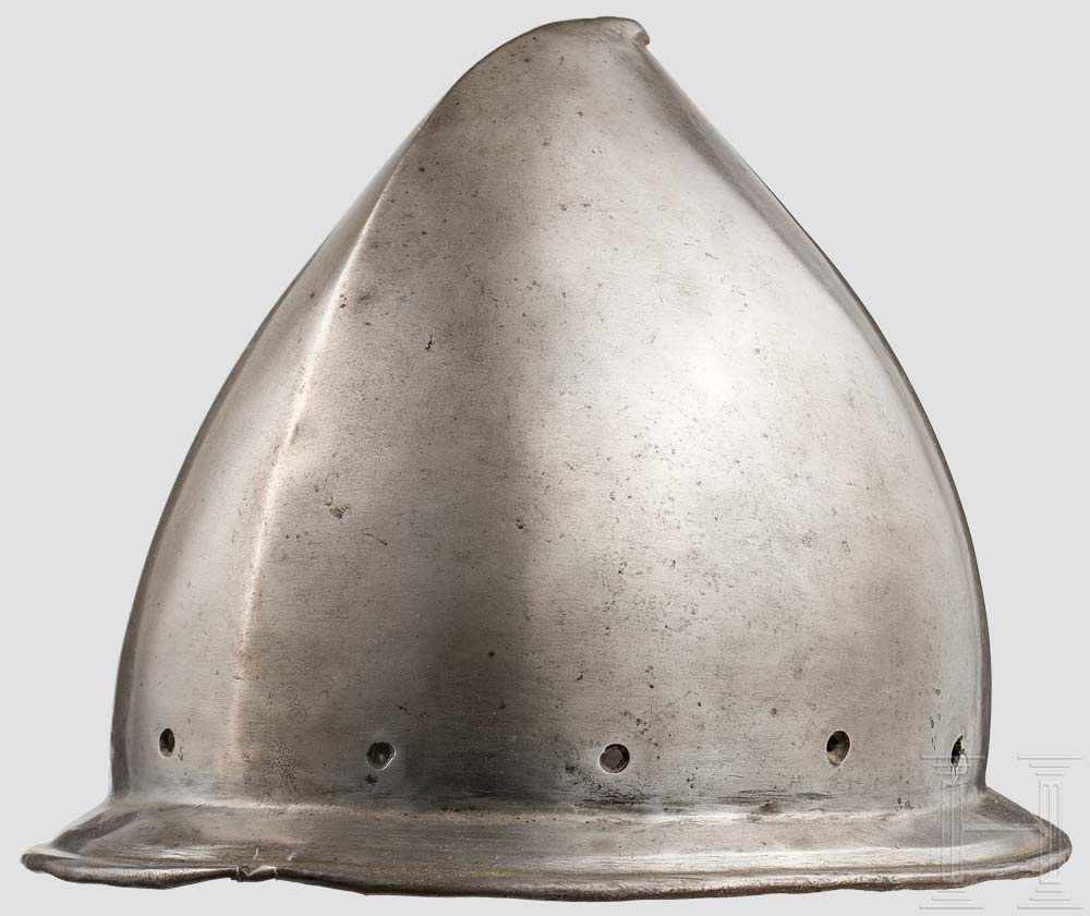 Schützenhaube, deutsch oder flämisch, um 1600 Einteilig geschlagene, gegratete Kalotte, mit