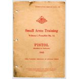 Originale britische Anleitung "Small Arms Training - Pistol" Hellbrauner, bestoßener