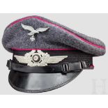 Schirmmütze für Mannschaften/Unteroffiziere der Löschkommandos der Flughafenfeuerwehr Kammerstück