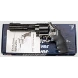 Smith & Wesson Mod. 29-5, The .44 Magnum Classic Hunter", im Karton Kal. .44 Mag., Nr. BFS8737.